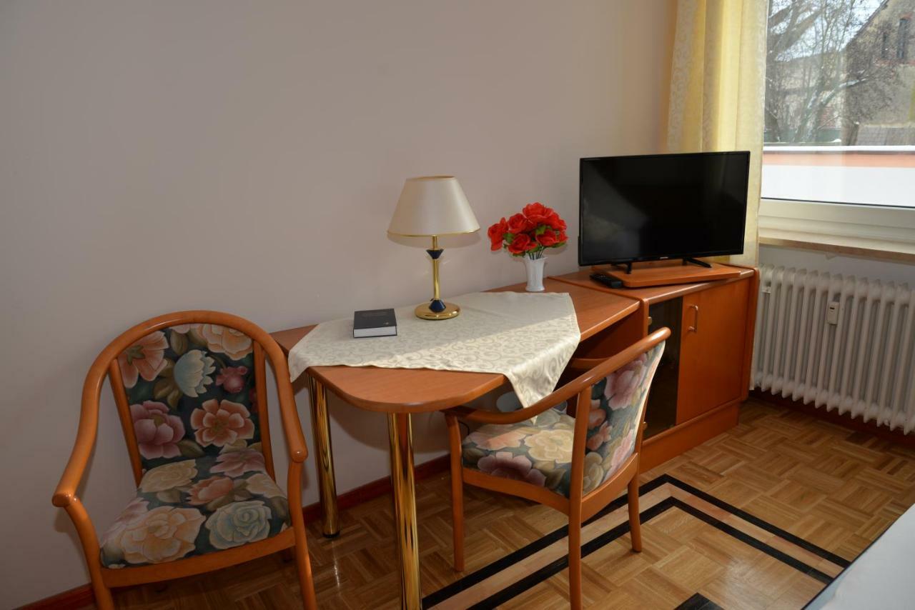 Pension Francesco Nuremberg Ngoại thất bức ảnh