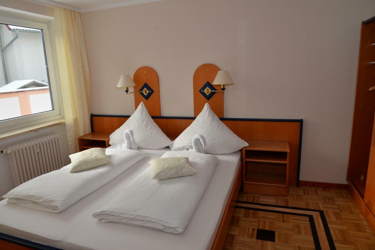 Pension Francesco Nuremberg Ngoại thất bức ảnh
